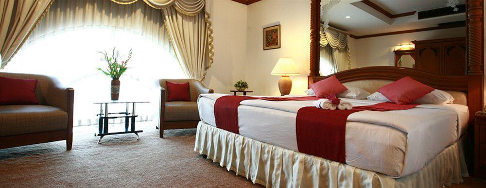 Chiangmai Ratanakosin Hotel Chiang Mai Exterior foto