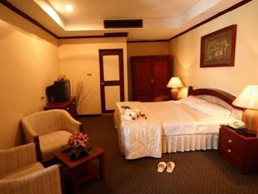 Chiangmai Ratanakosin Hotel Chiang Mai Exterior foto